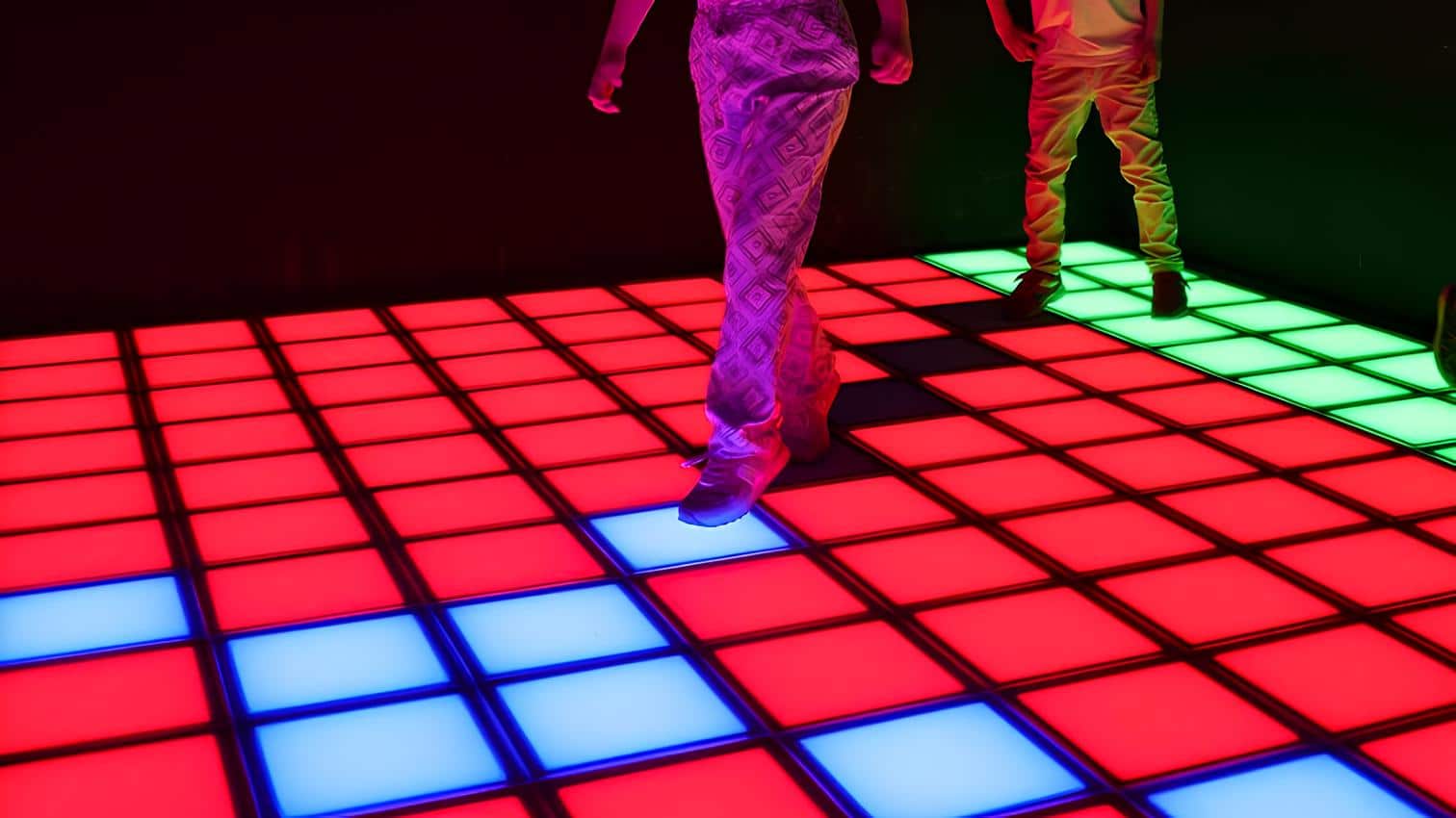 emsydney floor is lava game 1